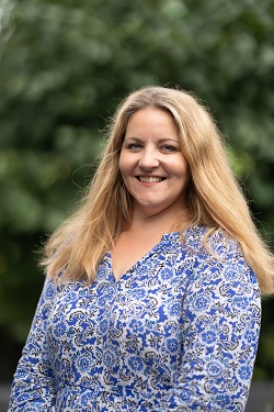 Portrait photo of Ms E Cottell
