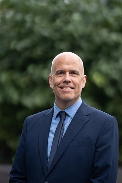 Portrait photo of Mr I Taylor