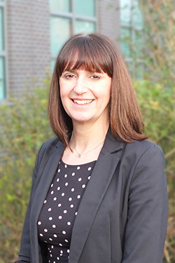 Portrait photo of Mrs M Bunce